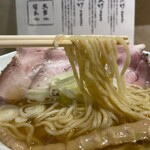 麺屋 聖 - 淡竹の細麺。美味しいのはスープだけじゃない！