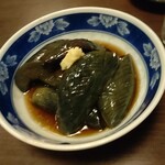 手打ちそば 春日 - 茄子の揚げ煮 ¥500