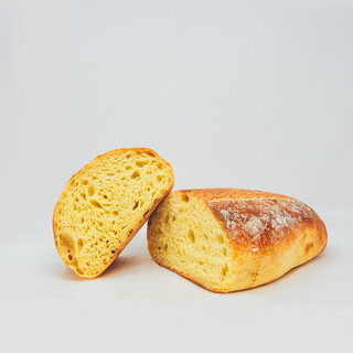 We are proud of our rich variety! Bread made with high-quality flour and natural yeast