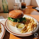 バックカントリー バーガーアンドカフェ - チーズバーガー