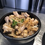 Jikaseimen Raamen Gin - チャーシュー丼