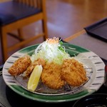 とんかつ太郎 - 料理写真:カキフライ＆ヒレかつ定食