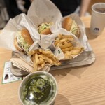 Mos Burger Takadanobashi Yonchome Ten - 