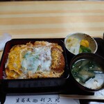 利久庵 - 上カツ丼 