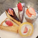 Mimosa Kitchen - いちごのロールケーキ、いちごのシフォンケーキ、バスクチーズケーキ＆いちご