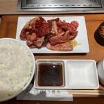 お肉屋さんのひとり焼肉 ダイリキ - 