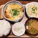 Chicken Chicken - チキンカツ煮定食