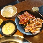 Yakiniku no Barnes Toyama Iino Ten - カルビ・豚バラ焼肉ランチ・とろろご飯変更。