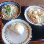 Eco Land Utazu - かけうどん、とり天、おにぎり(*´ω｀*)