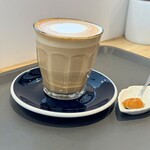 NEWZEALAND CAFE AKASAKA - マヌカハニーラテ