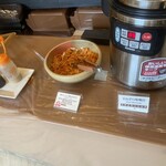 Ashirwad Itabashi Ekimae Ten - 中央に漬物アチャール、玉ねぎ味噌汁