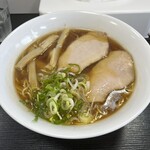 名もないラーメン屋 - 料理写真:正油ラーメン