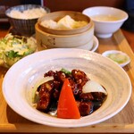 Chuka Dining Yuu - 黒酢酢豚ランチ(1,600円)