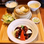 Chuka Dining Yuu - 黒酢酢豚ランチ(1,600円)