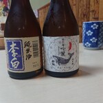 Iga Tomi - 今回はこの2種類です 純米はカキ鍋 吟醸は寿司で呑みました