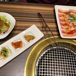 Yakiniku Tokuju Nopporo Ten - 