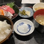 魚と旬の料理 まる - 