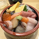 Hakodate Sushi - ランチ海鮮丼￥1300