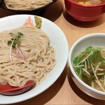 Mita Seimenjo Hiroshima Kamiyamachi Ten - 鯛だし塩つけ麺