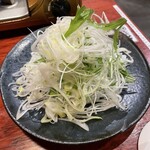 Seafood Dashi Izakaya Awajishima no Megumi Dashiya Shibuya Miyamasuzaka - 大量のネギですがあっという間に無くなります