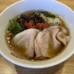 Noodles Labo 香蕎庵 - 鰹昆布ラーメン（醤油）