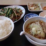 新中華料理 天福 - 日替わりランチ６８０円（＋７０円でスープをラーメンに変更）