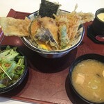 Seafood Kura Gyogyogyo Suzaka Ten - 