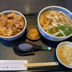 うどん家 こむぎ - 平日限定ランチ　かけうどん＆ミニかしわ天丼