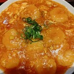 麺や 菜 - 主菜パート1のエビのチリソース。
            エビちゃんが大きいね。