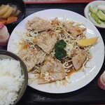 さか江食堂 - しょうが焼肉定食