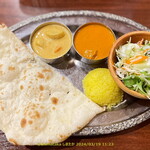 Ganesha Oote Machi - ランチメニューBコースはカレー２種 1,150円（込）