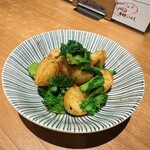 Taku - 新じゃがと菜の花バター焼き