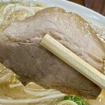 Ramen Yo - トロリとした口どけがたまらないバラチャーシュー