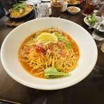 BAGOOS - 広島産牡蠣の鉄板トマトアラビアータ