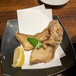 Hagi Shinkai - 活イカ定食の魚の唐揚げ