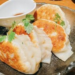 GYOZA SHACK DANRO - 