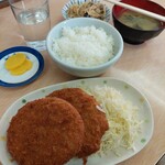 定食 あじ亭 - 