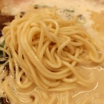 熟成豚骨ラーメン 一豚舎 - 