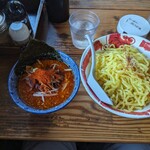 らーめん 梟 - 料理写真:辛つけ麺+大盛り。