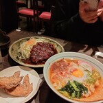 名古屋名物 名古屋めし食堂 丸八 - 