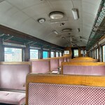 Stove Ressha - 車内