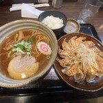 五味八珍 - 料理写真: