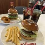 REDS' BURGER DINER - 