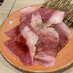 焼肉ホルモン 肉匠かど家 - 