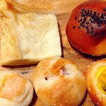 Little Breads To Go - リトルブランチ