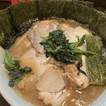 家系ラーメン ジェット家 - 