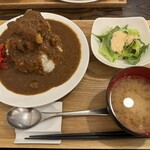 ワインバル 三ツ矢堂商店 - そびえ立つ駅北カレー❗️