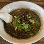 點心 - 黒ゴマ担々麺（アップ）