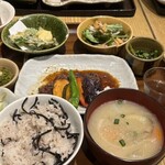 Okamado Meshi Torafuku Lalaport Tachikawa Tachitobi Ten - 