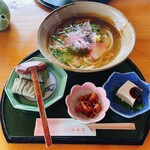 Ryokan Shokujidokoro Sakamotoya - 吉野葛うどんセット